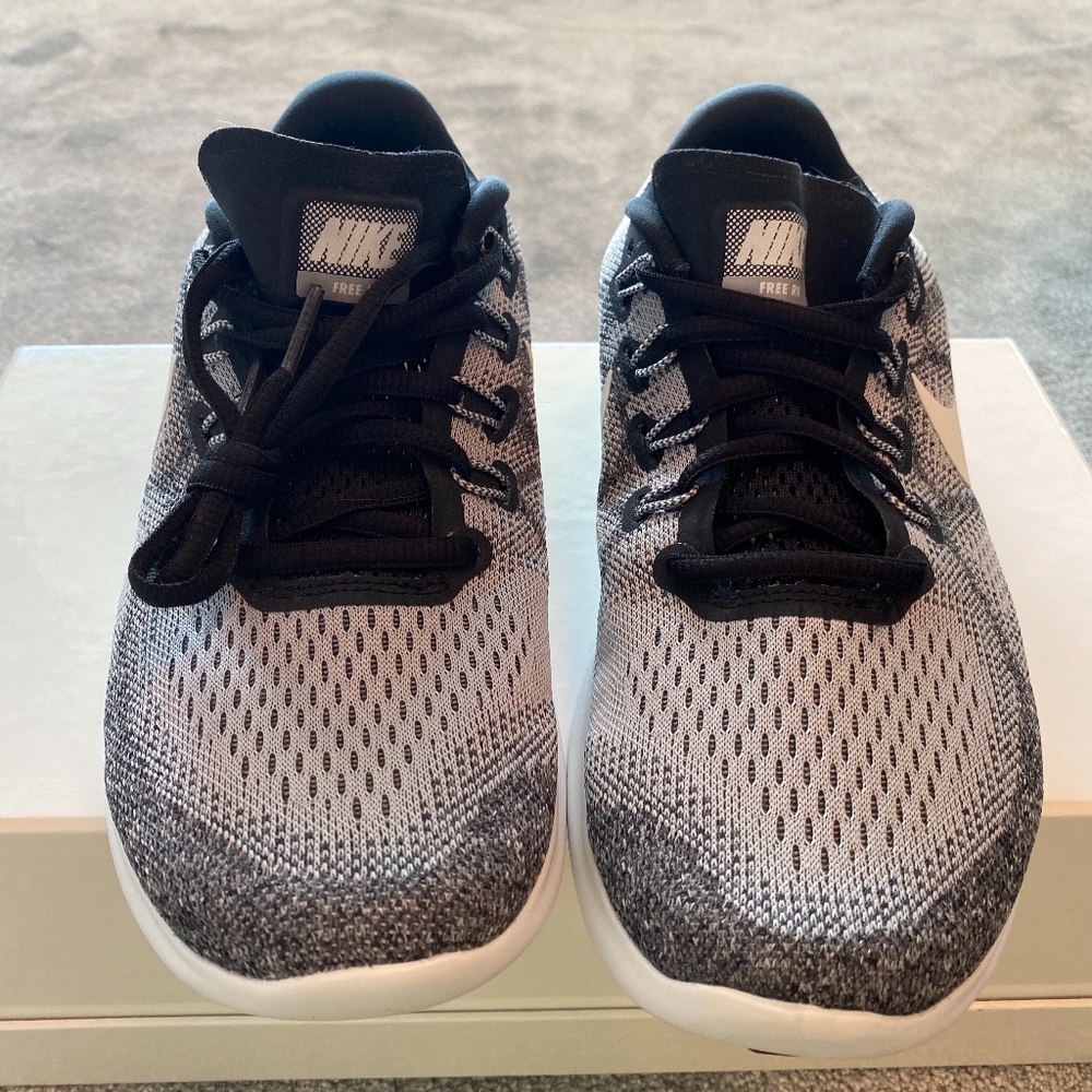 Nike Free RN size 8